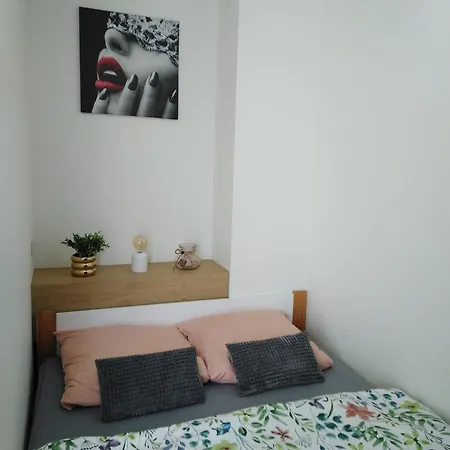 Premium 72 Apartment