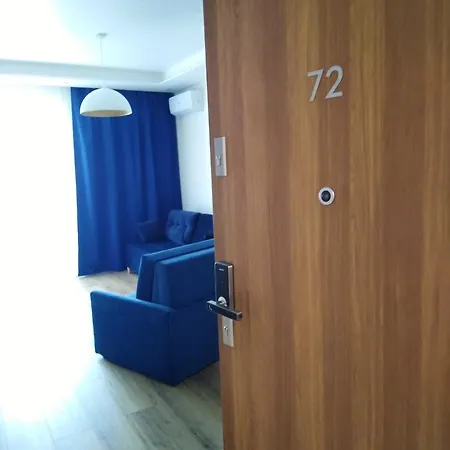 Apartment Premium 72 *